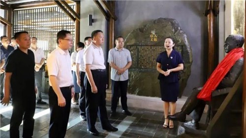 湖南省政協(xié)主席、黨組書記毛萬春一行來集團白沙溪茶廠考察調(diào)研