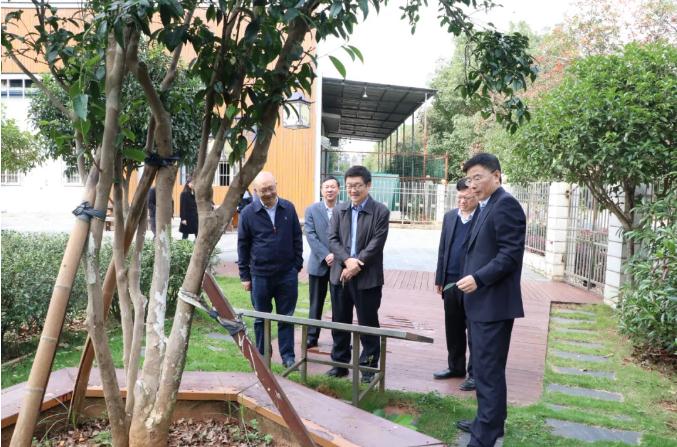 省供銷合作總社黨組書記、理事會主任劉湘凌調研我司